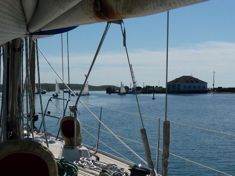 Leaving Cuttyhunk ...