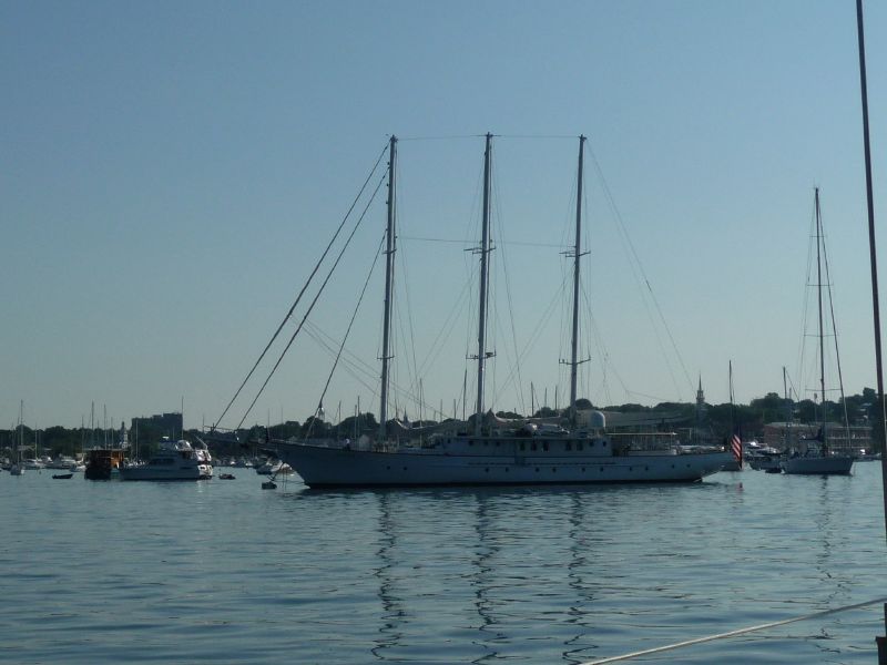 3 masts