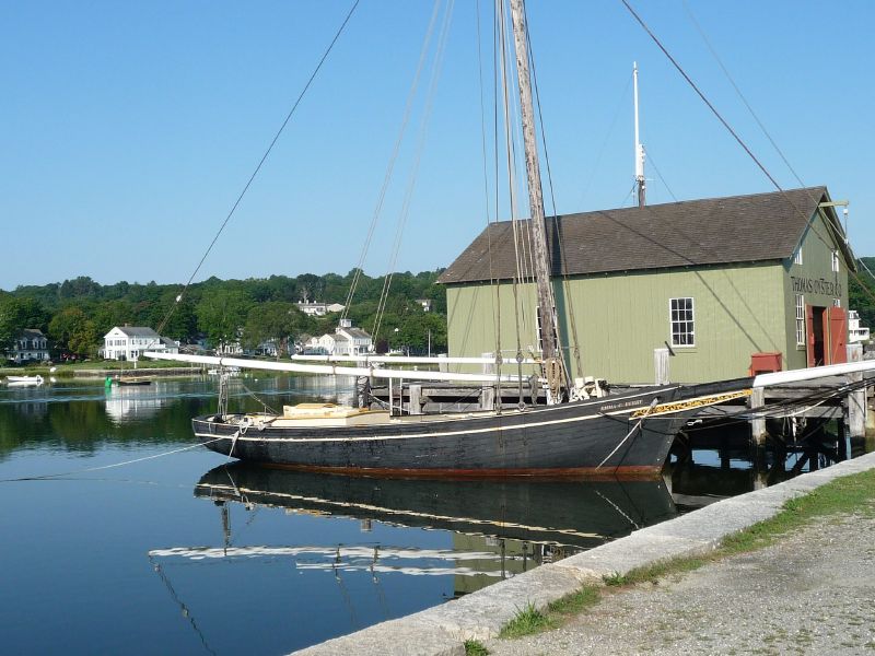 working sloop,<BR> <I>Emma Berry</I>